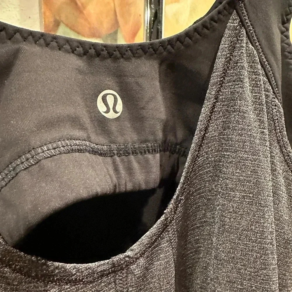Lululemon Athletica tank tops size 6 - Picture 7 of 8